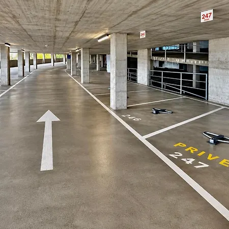 Beaulieu - Free Parking *